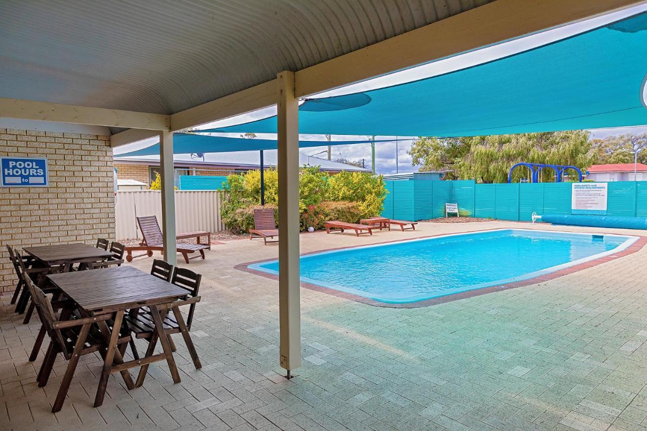 Busselton Villas And Glamping Village מראה חיצוני תמונה