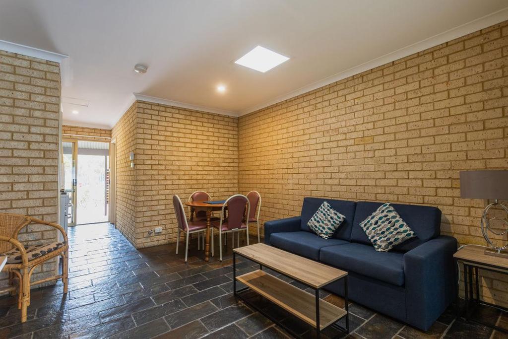Busselton Villas And Glamping Village מראה חיצוני תמונה