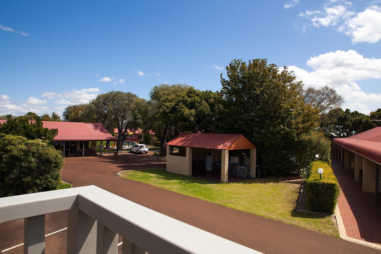 Busselton Villas And Glamping Village מראה חיצוני תמונה
