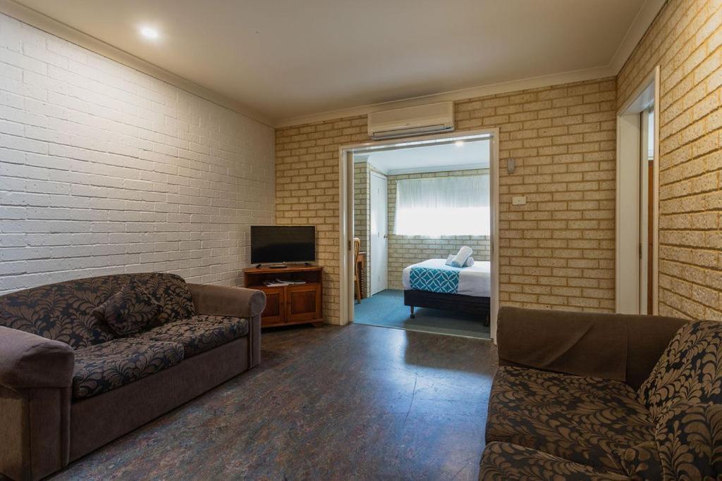 Busselton Villas And Glamping Village מראה חיצוני תמונה