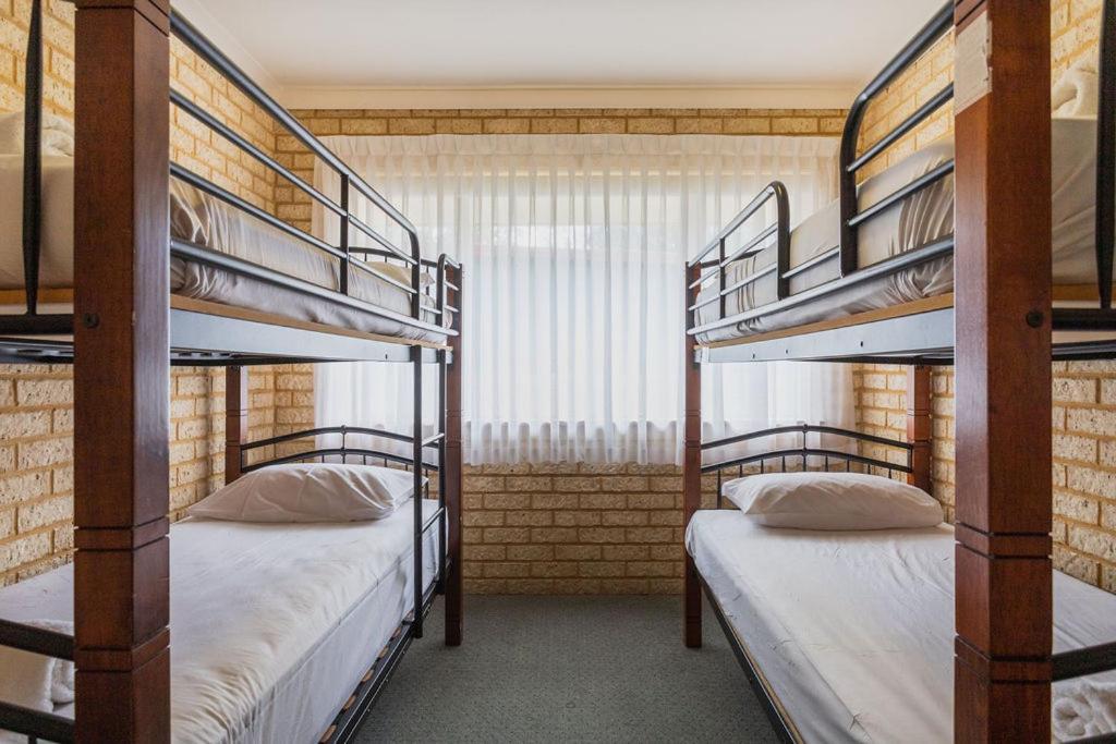 Busselton Villas And Glamping Village מראה חיצוני תמונה